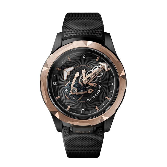 Ulysse Nardin Freak One Roségold schwarzes Band