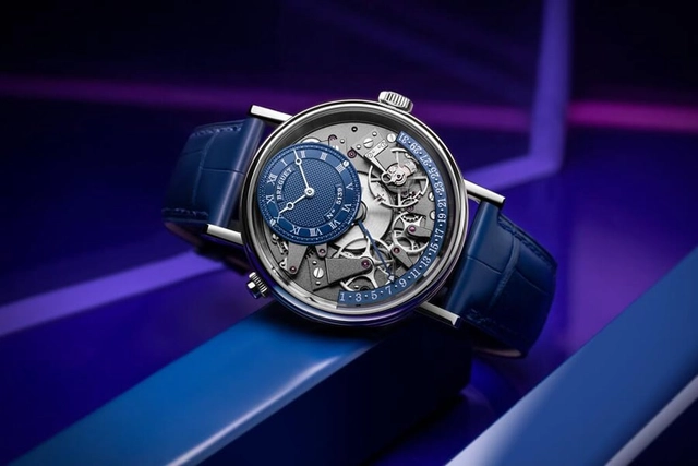 Breguet: Tradition Quantième Rétrograde 7597