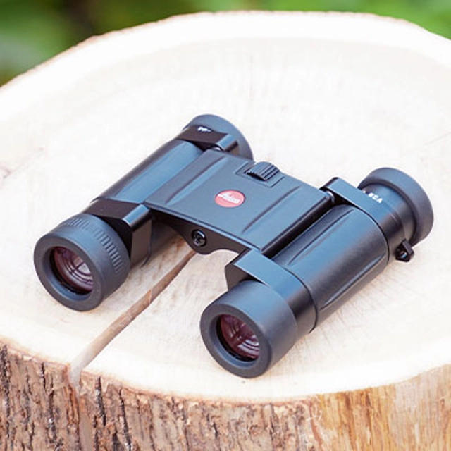 Fernglaeser_Produktbild_Leica-Trinovid_C-TimoDillenberger.jpg