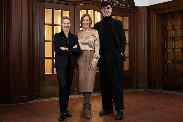 WatchTime-Wempe-Stubbenhuk-Familie.jpg Chiara, Kim-Eva und Scott Wempe im denkmalgerecht umgestalteten Kontorhaus