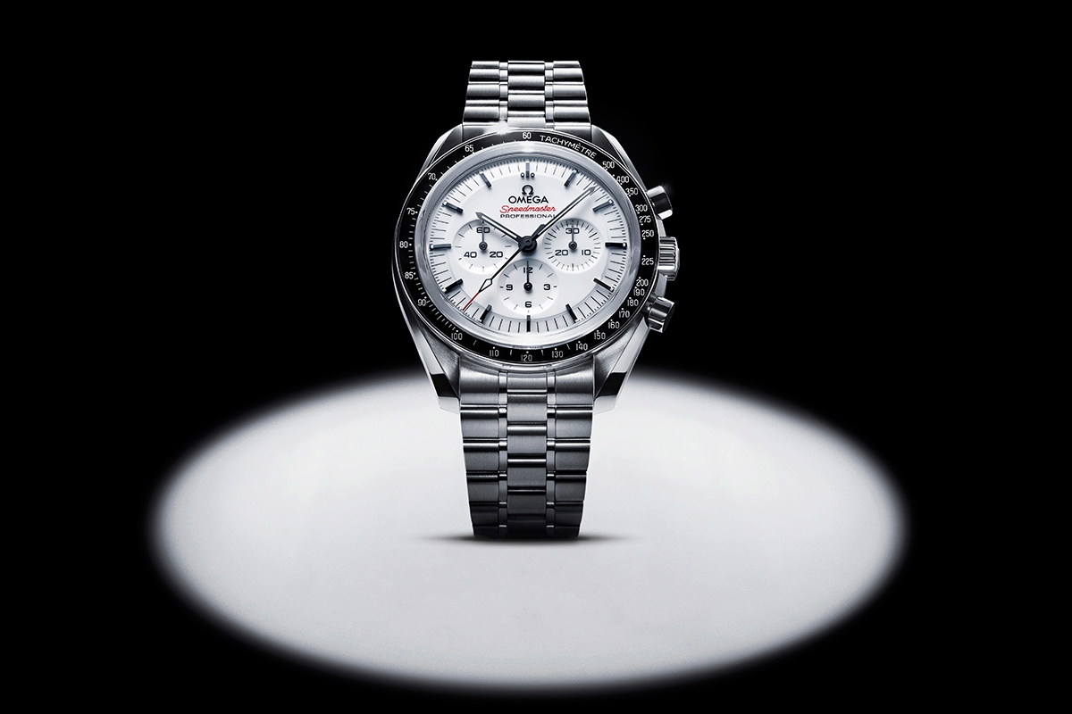 Omega speedmaster watch price sale