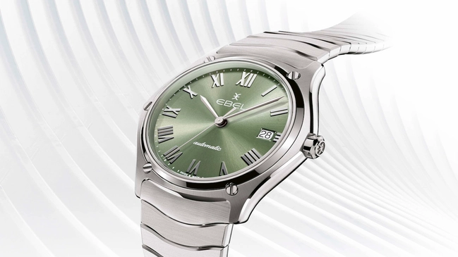 grünes Zifferblatt und Armband aus Edelstahl der Ebel Sport Classic 37 mm Automatic