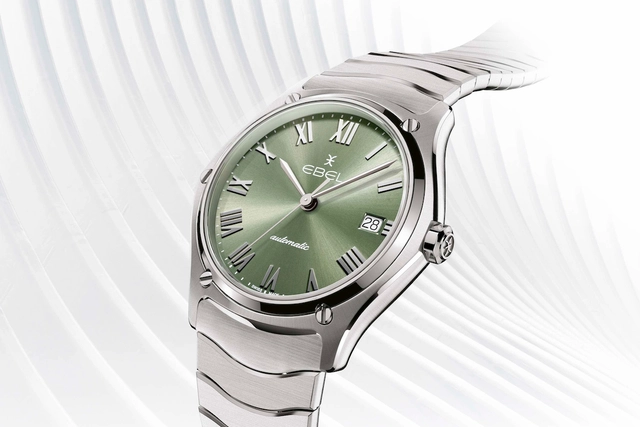 Ebel Sport Classic 37 mm Automatic grünes Zifferblatt und Armband aus Edelstahl der Ebel Sport Classic 37 mm Automatic
