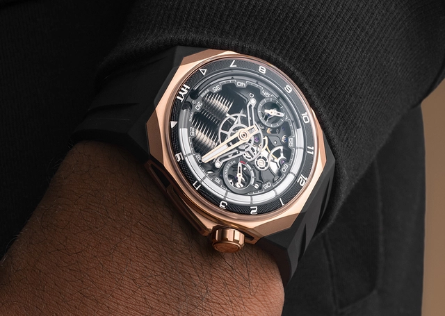 HYT, Luxusuhr mit flüssiger Zeitanzeige