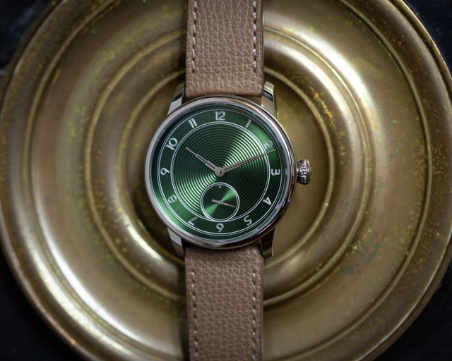 Louis Erard x Horophile La Petite Seconde Metropolis Green
