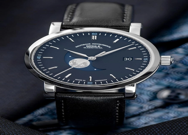 Mühle-Glashütte: Teutonia IV BlueMoon