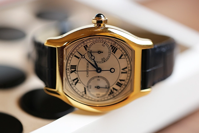 Cartier Privé Tortue Eindrücker-Chronograph