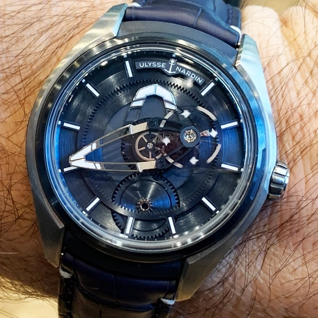 WatchTime Düsseldorf 2022: Besucher Wristshot Ulysse Nardin Freak