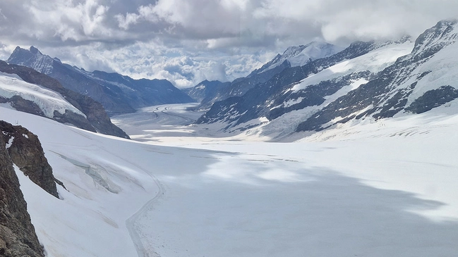 Routen_Aletschgletscher_Hero_C-AlexaChrist Gletscherzunge des Aletschgletschers