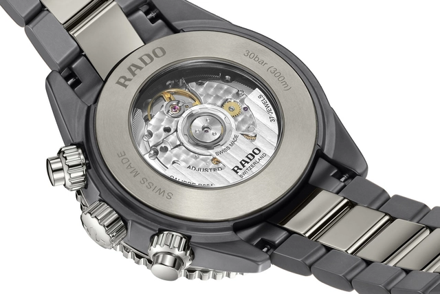 Rado-Captain-Cook-High-Tech-Ceramic-Chronograph-Plasma-Boden.jpg Rado Captain Cook High-Tech Ceramic Chronograph Plasma Boden
