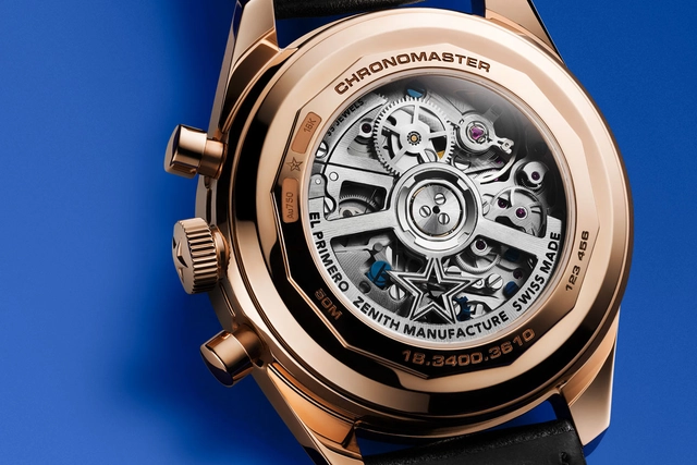 Zenith-Chronomaster-Original-Triple-Calendar-Rosegold-Boden.jpg Zenith-Chronomaster-Original-Triple-Calendar-Rosegold-Boden