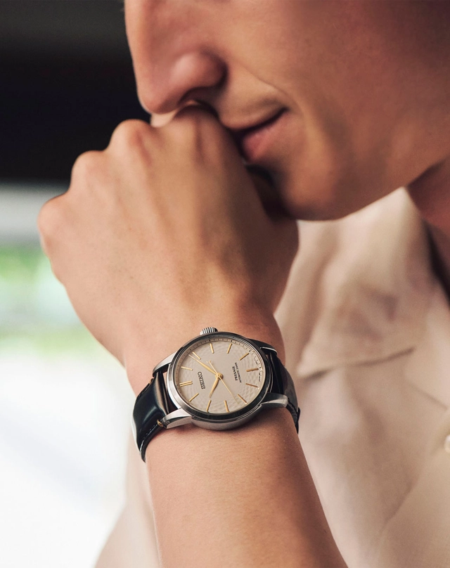 Seiko-Presage- Classic-Series-Unglazed-Arita-Porcelain-Wristshot-Seiko.jpg Seiko Presage Classic Series Unglazed Arita Porcelain Wristshot