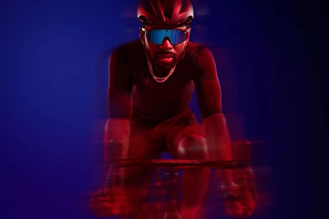 TAG-Heuer-Eyewear-2024-New-Collection-Blue-Bike.jpg