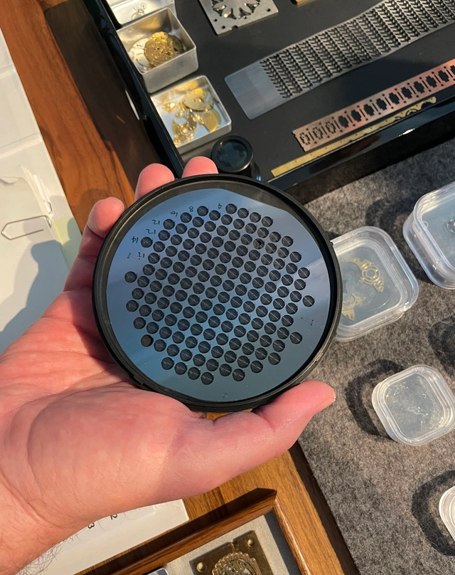 WatchTime Uhrenreise 2025: Horage Siliziumwafer WatchTime Uhrenreise 2025: Horage Siliziumwafer