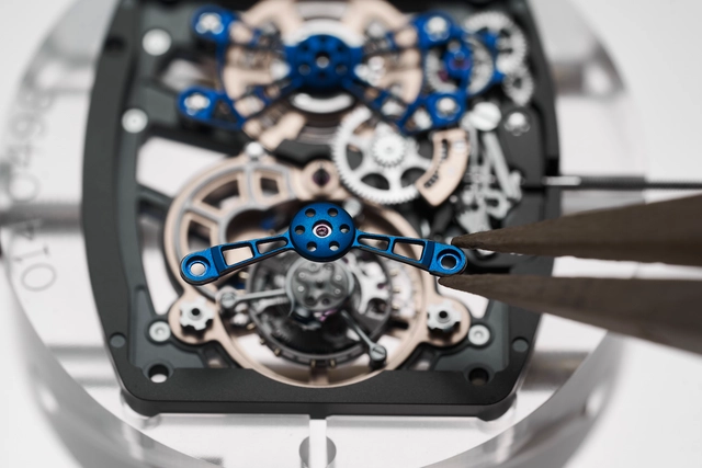 Details der Richard Mille RM 17-02 Tourbillon