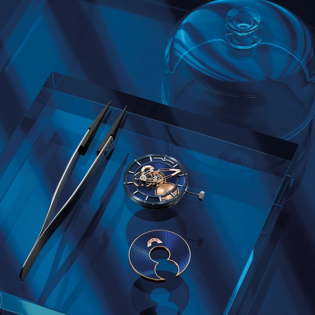 Ulysse Nardin Freak X [Gold Enamel] Blaue Zifferblätter, Werk von Donzé Cadrans