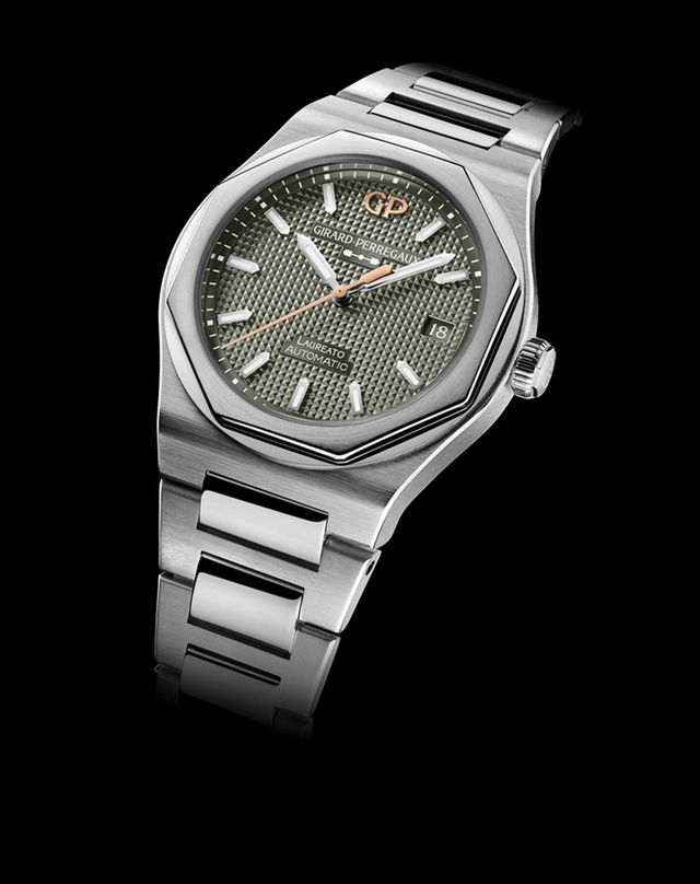 Girard-Perrgaux: Laureato 38 mm in Salbeigrün