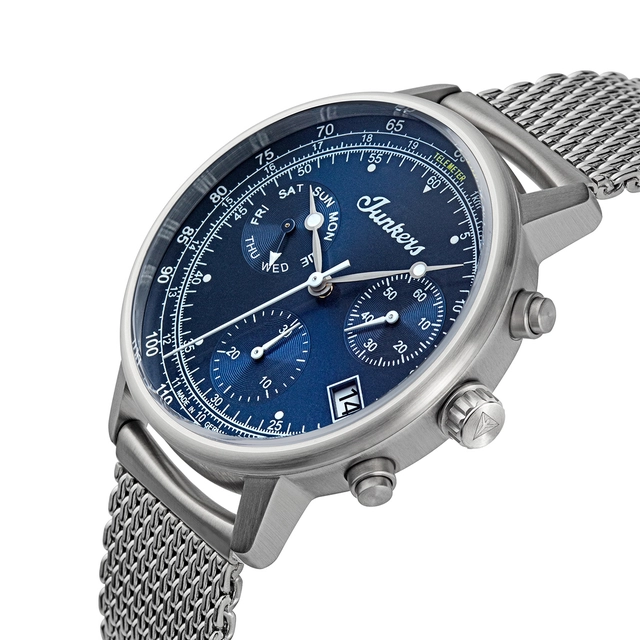 Junkers-Graf-zu-Castell-Sonderedition-Front-9690101M.jpg Junkers Graf zu Castell Sonderedition Referenz 969.01.01.M