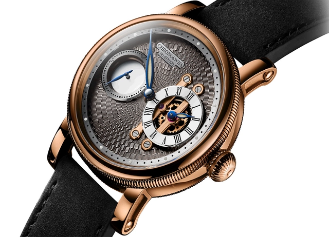 Chronoswiss StrikeTwo Nugget, Uhr in 3D gedreht