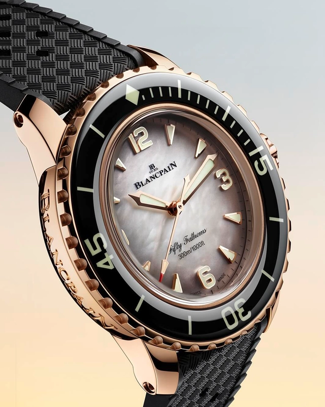 Blancpain Fifty Fathoms Automatique schwarzes Zifferblatt Seite