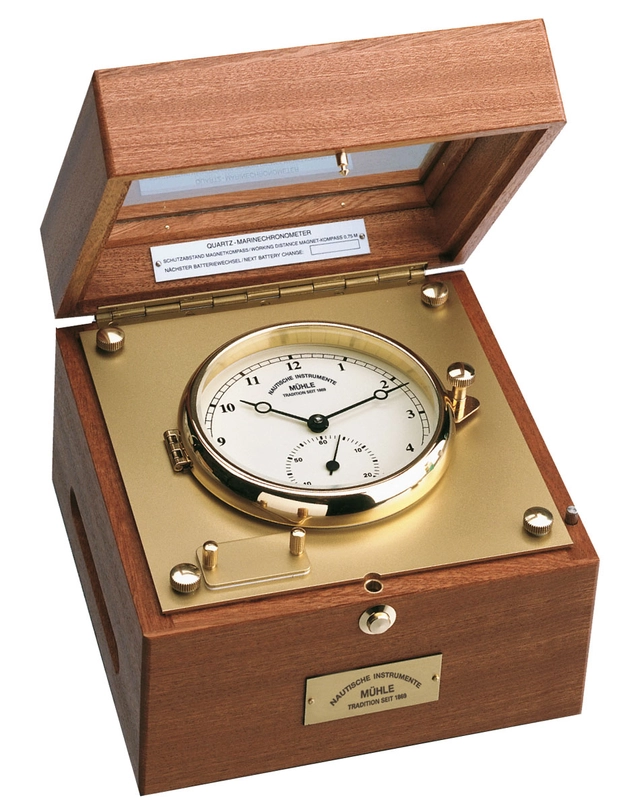 Muehle-Quarz-Marinechronmeter_offen.jpg Mühle-Glashütte Quarz-Marinechronmeter