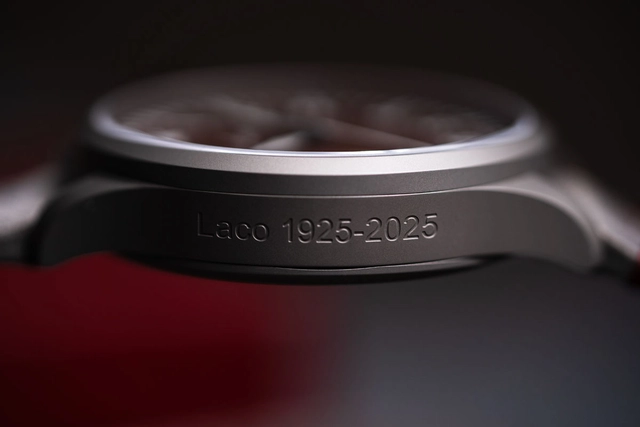 Laco Frieda Seitenansicht Laco Frieda Seitenansicht mit Gravur