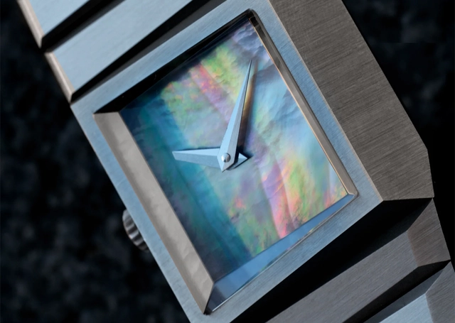 Toledano & Chan – b/1.2, Edelstahluhr mit Perlmutt-Zifferblatt