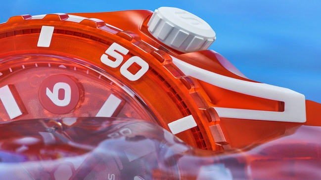 Ausschnitt, Deatils der roten Swatch Scubaqua, Taucheruhr