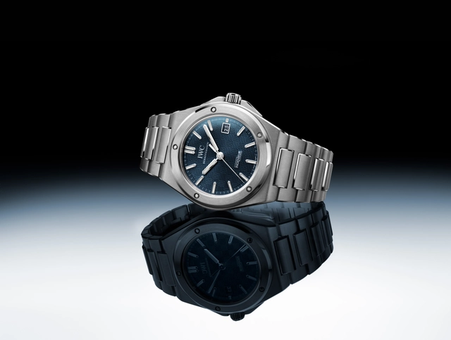 IWC Ingenieur 328907 mit Zifferblatt in Blau