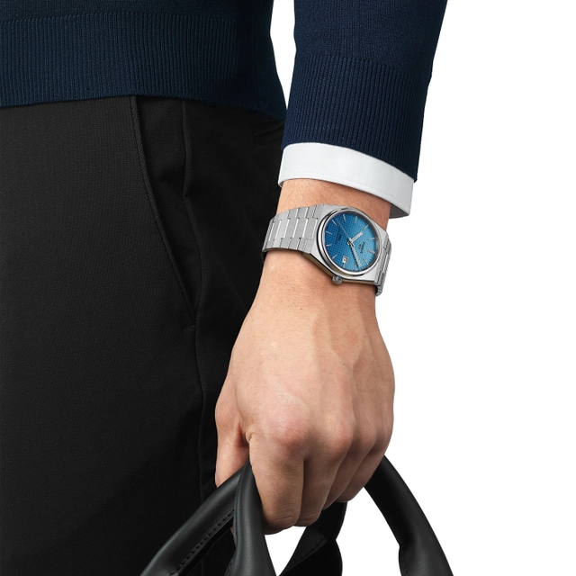 Tissot_PRX_JPG-G9_T137_407_11_351_01_WRIST