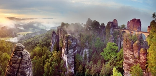 Ausblick auf das Panorama einer Landschaft.