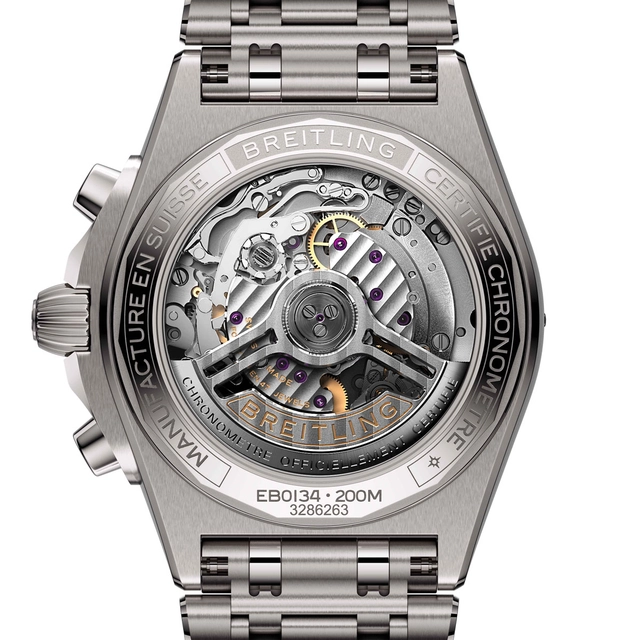 Breitling Chronomat B01 42 Titan Glasboden mit Kaliber B01