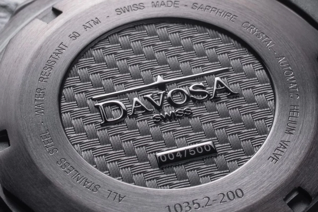 Rückseite der Davosa Ternos Professional Black Rock