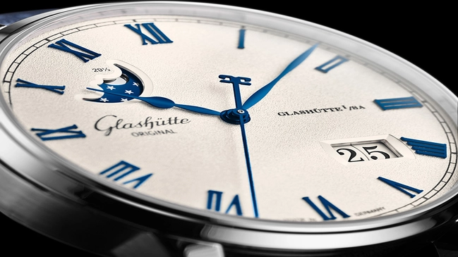 Zifferblatt der Glashütte Original Senator Excellence Panoramadatum Mondphase, Detailansicht