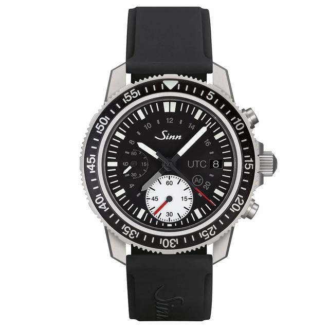 Sinn-613-UTC-Kautschukband-Front.jpg Sinn Spezialuhren 613 St UTC Taucherchronograph mit 60er Teilung bei der Stoppminute