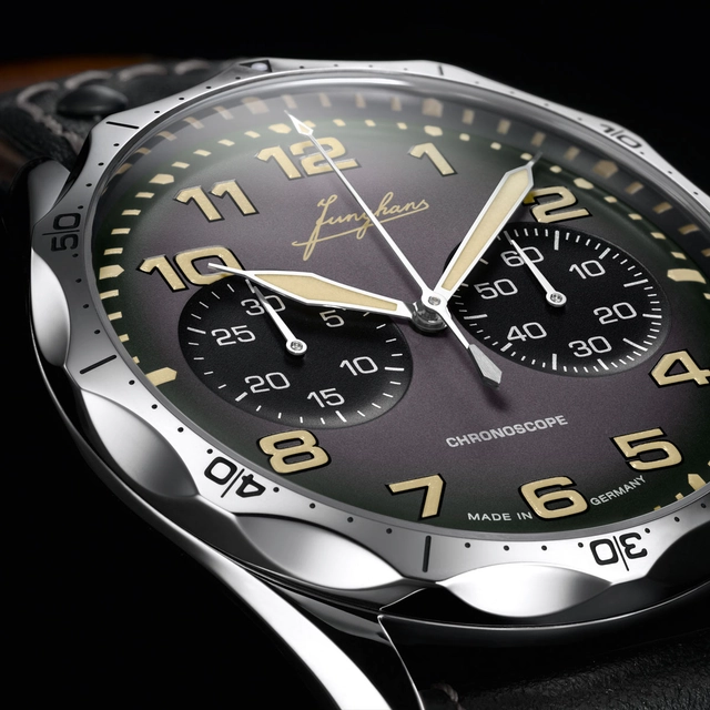 Junghans Pilot Chronoscope poliert