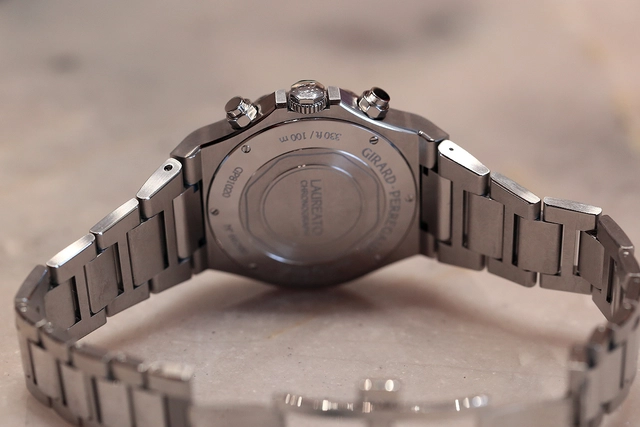 Wempe Signature Collection x Girard-Perregaux Laureato Chronograph 42 mm