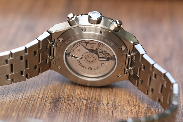 Maurice Lacroix Aikon Automatic Chronograph 44 mm Uhrwerk Basis Selitta 