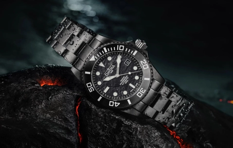 Davosa Ternos Professional Black Rock mit TriaLink-Metallband