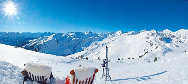 Winterpanorama-Hochzillertal-Bergwinter-(c)Wörgötter&friends-(12).jpg