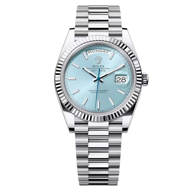 Rolex Day-Date Platinuhr 228236 mit eisblauem Zifferblatt