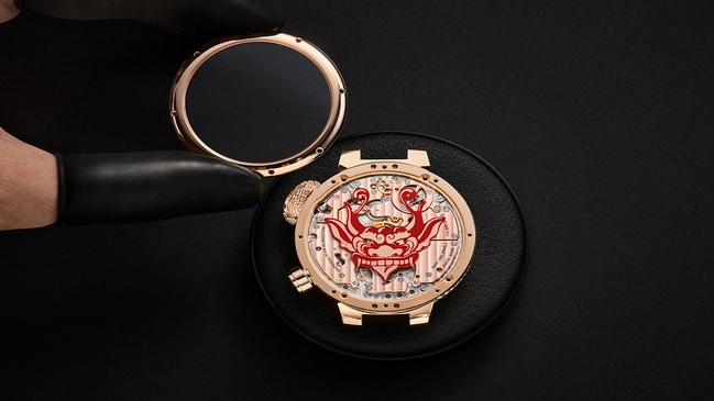 Louis Vuitton Tambour Bushido Automata, Referenz W1PG31