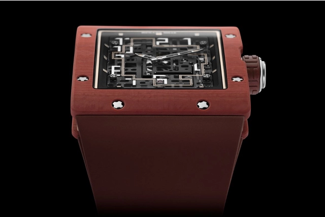 01_Uhren-Richard_Mille-RM_16-02_AUTOMATIC_EXTRAFLAT-Terracotta.jpg?width=640&format=webply