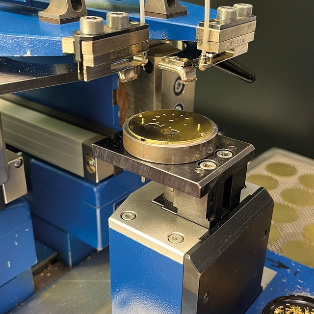 Maschine in der Zifferblattmanufaktur Glashütte Original