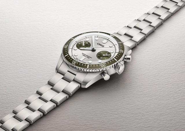 Oris Divers Sixty-Five Chronograph mit ozeangrünen Elementen