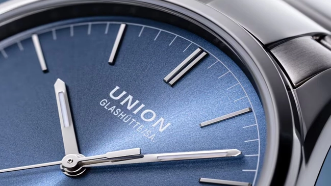 Details der Union Glashütte Viro Date 