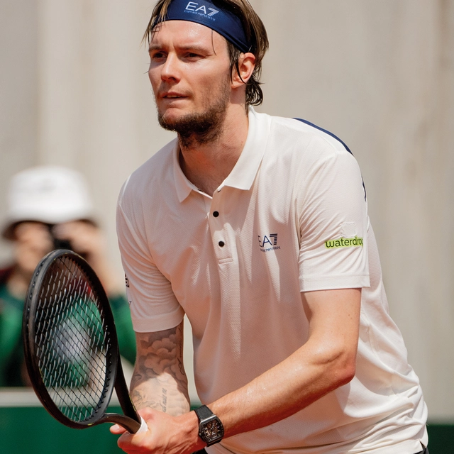 Tennis-Profi Alexander Bublik mit Bianchet Ultra-Thin Automatic Tourbillon UT01