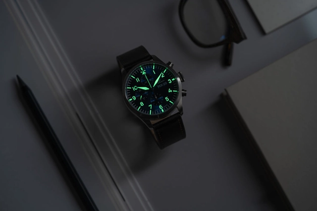 Dank Superluminova C3 große Strahlkraft: Laco Kiel.2 Blau
