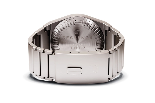 Ressence-Type-7-Boden