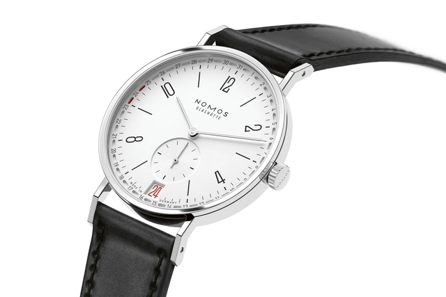 Nomos-Glashuette-Tangente-2date.jpg Gewinnt den Red Dot 2025: Nomos Glashütte Tangente 2date